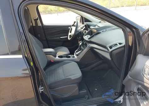 2015 Ford Escape Se z USA, uszkodzony, nr VIN 1FMCU0GX3FUB38939